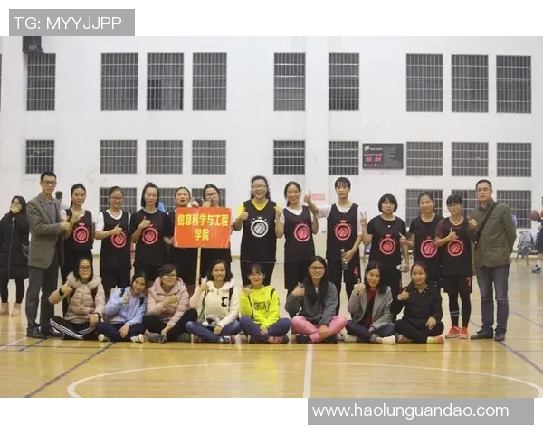 重庆街舞队快攻战术解析:街舞竞技中的灵活应变与团队协作 重庆街舞队快攻战术解析:街舞竞技中的灵活应变与团队协作