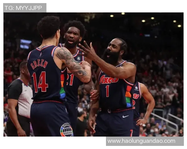 马刺与勇士G4激战正酣谁能在季后赛中逆袭晋级决赛