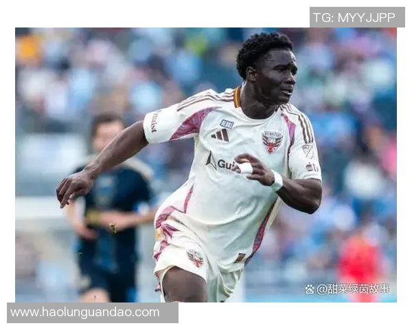 华盛顿联与芝加哥火焰激战正酣比分揭晓精彩瞬间回顾