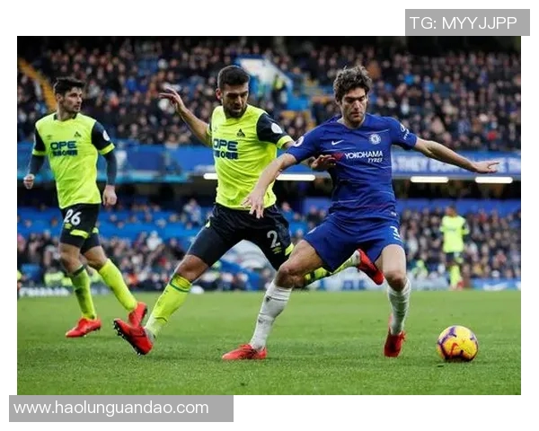 切尔西主场迎战哈德斯菲尔德争夺英超宝贵三分的激烈对决